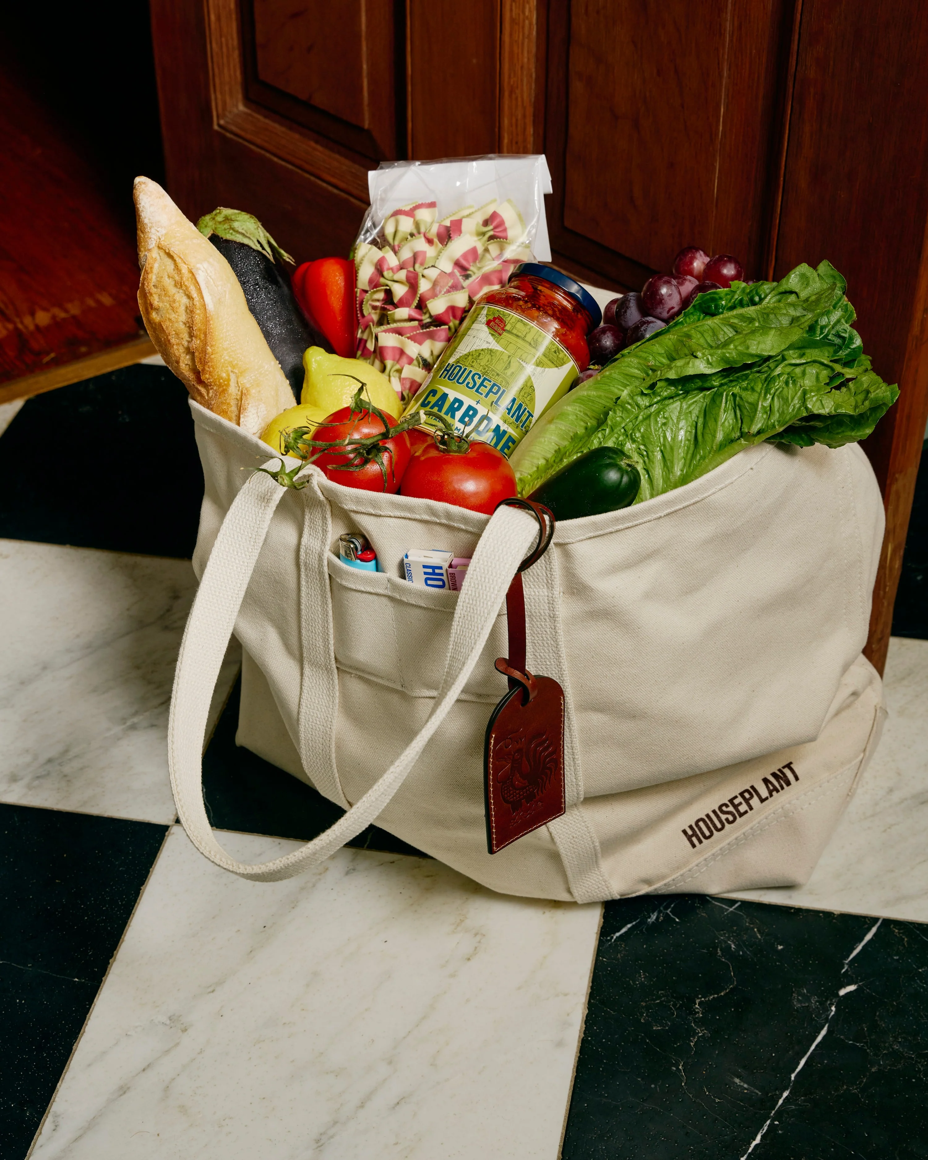Carbone Fine Food + Houseplant Marinara - Image 4