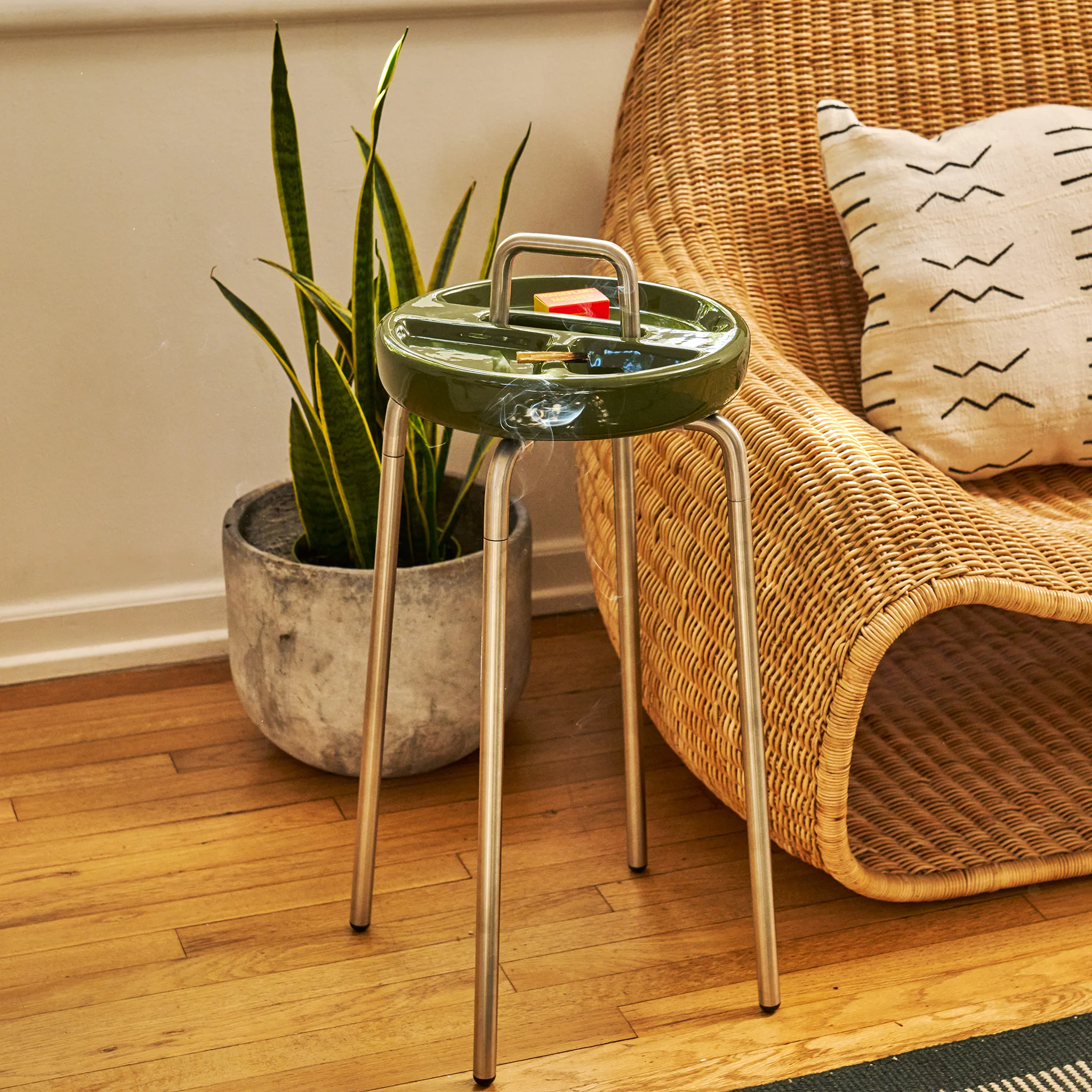 Side Table Ashtray - Image 4