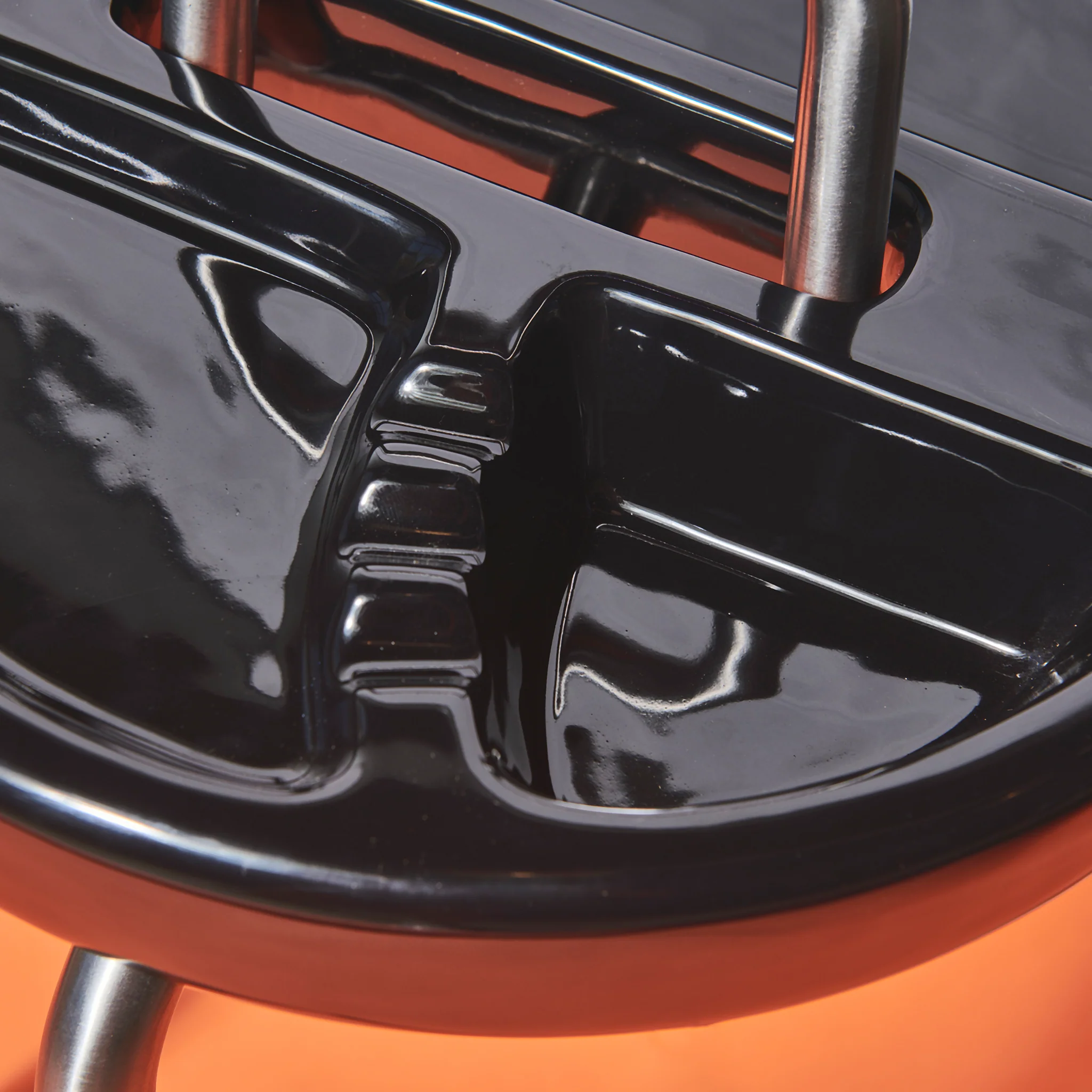 Side Table Ashtray - Image 7